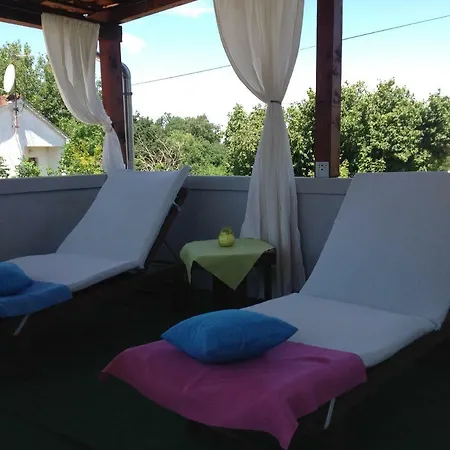 Holiday Ana Bonaci Kirmenjak
